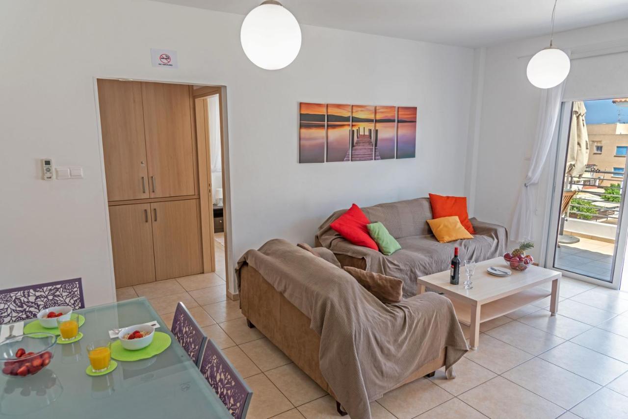 Mythical Sands Resort & Spa, Evilion Apartment พาราลิมนี ภายนอก รูปภาพ